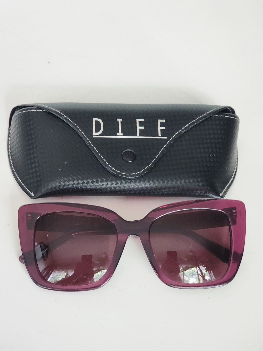 Diff Eyewear Cat Eye Sunglasses Lizzy Dark Pink Oversized